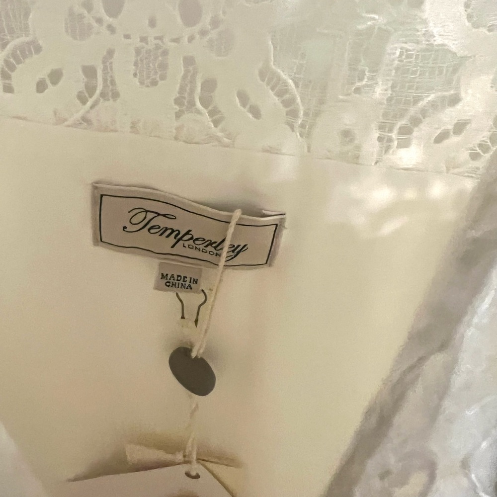 Temperley London Off White Lace Dress - Picture 12 of 15